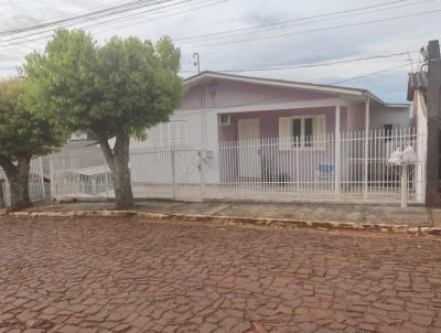 Casa para Venda, em Frederico Westphalen, bairro Santo Antonio, 5 dormitrios, 4 banheiros, 2 vagas