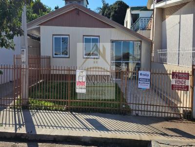 Casa para Venda, em Frederico Westphalen, bairro Santo Inacio, 2 dormitrios, 2 banheiros, 1 sute, 2 vagas