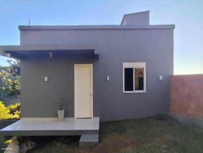 Casa para Venda, em Frederico Westphalen, bairro Interior, 3 dormitrios, 3 banheiros, 1 sute, 1 vaga