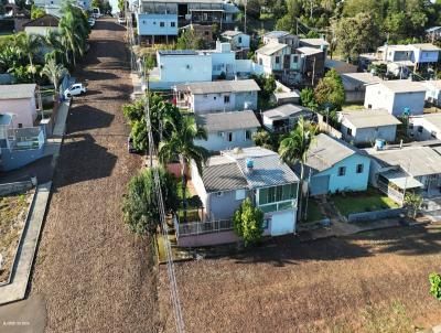 Casa para Venda, em Frederico Westphalen, bairro PANOSSO, 4 dormit�rios, 1 banheiro, 2 vagas